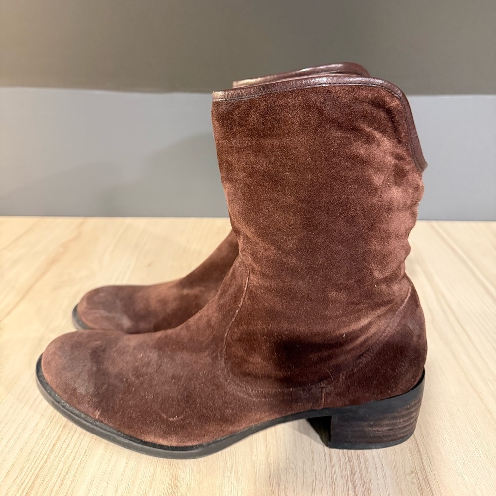 Nine West Brown Suede Ankle Booties | Low Stacked Heel | Size 8.5